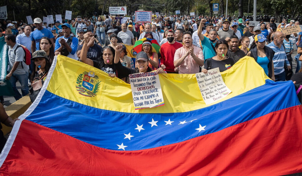 Gremios y sindicatos reiteran que sí marcharán hoy en Caracas pese al incremento anunciado por Delcy Rodríguez