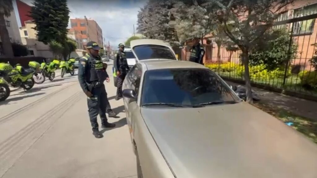 La persecución de disidentes venezolanos se extiende de Santiago a Bogotá