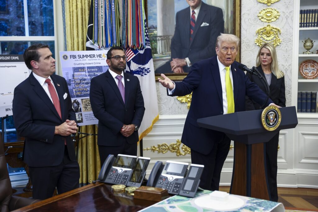 Trump confirma autorización a la CIA de actuar en Venezuela de encubierto