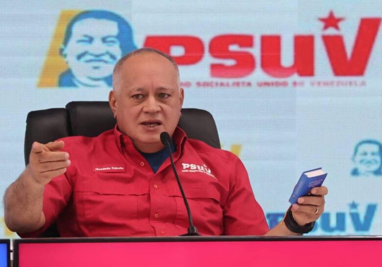 Cabello reitera que quien viole artículo 130 de la Constitución será sancionado con retiro de la nacionalidad