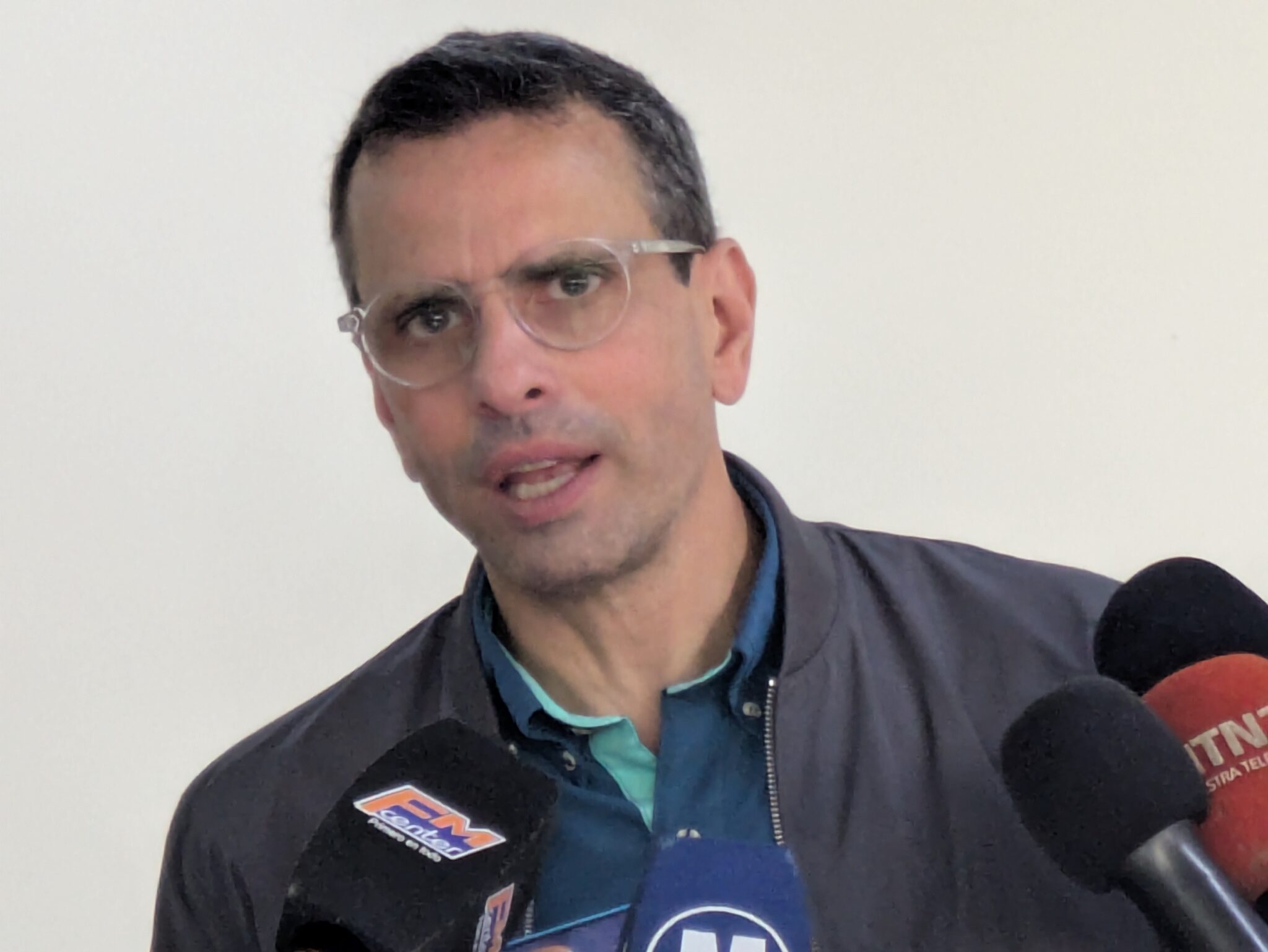 Capriles llama al liderazgo opositor a tratar de influir en una agenda ...