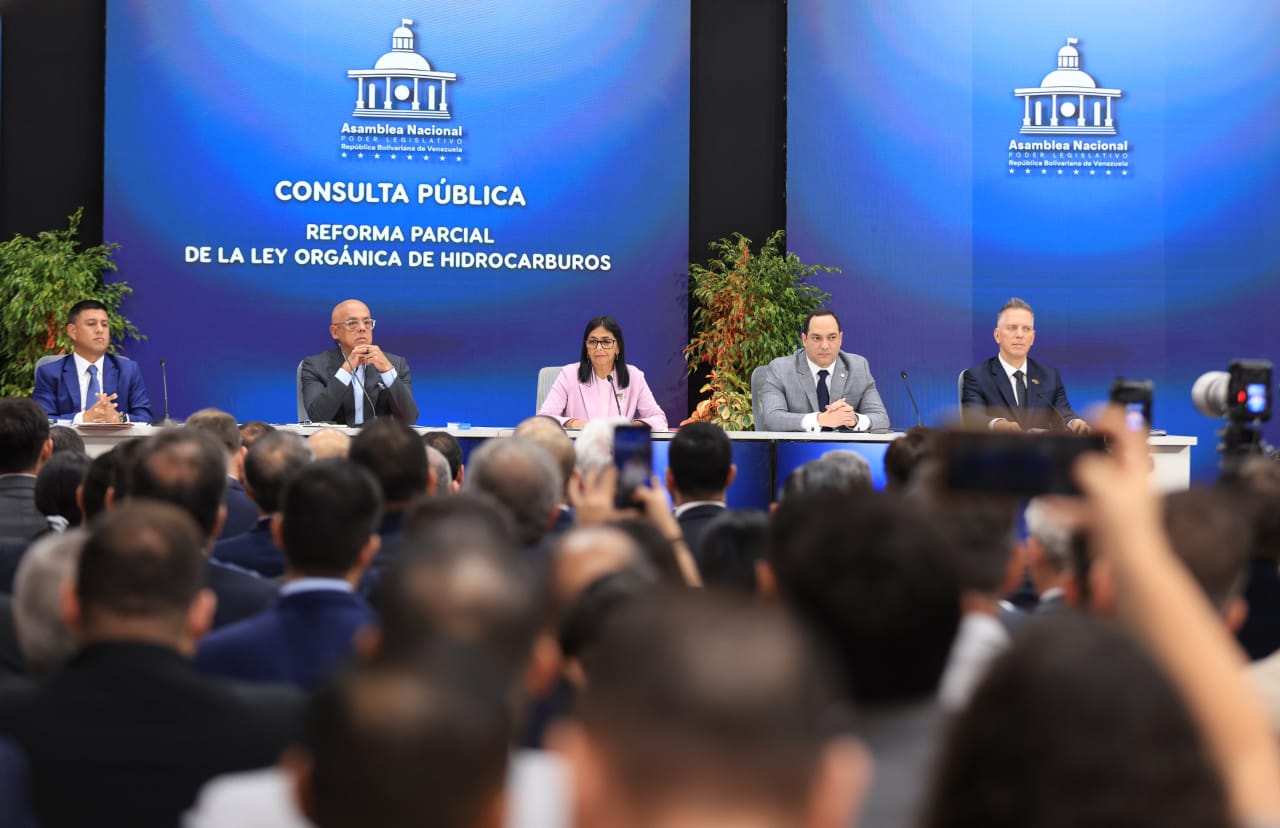 Delcy Rodríguez: Venezuela prevé 1.400 millones de dólares de inversión petrolera en 2026