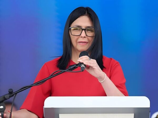 España invitará a Delcy Rodríguez a la Cumbre Iberoamericana en Madrid que se realizará en noviembre