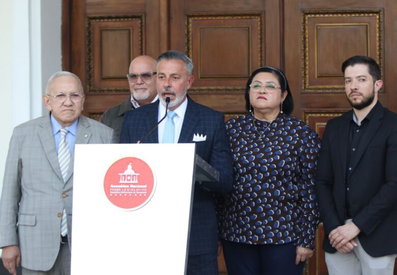 Escogencia del fiscal y defensor del pueblo: ¿Sumará pasos hacia la transición democrática o truncará ruta? 