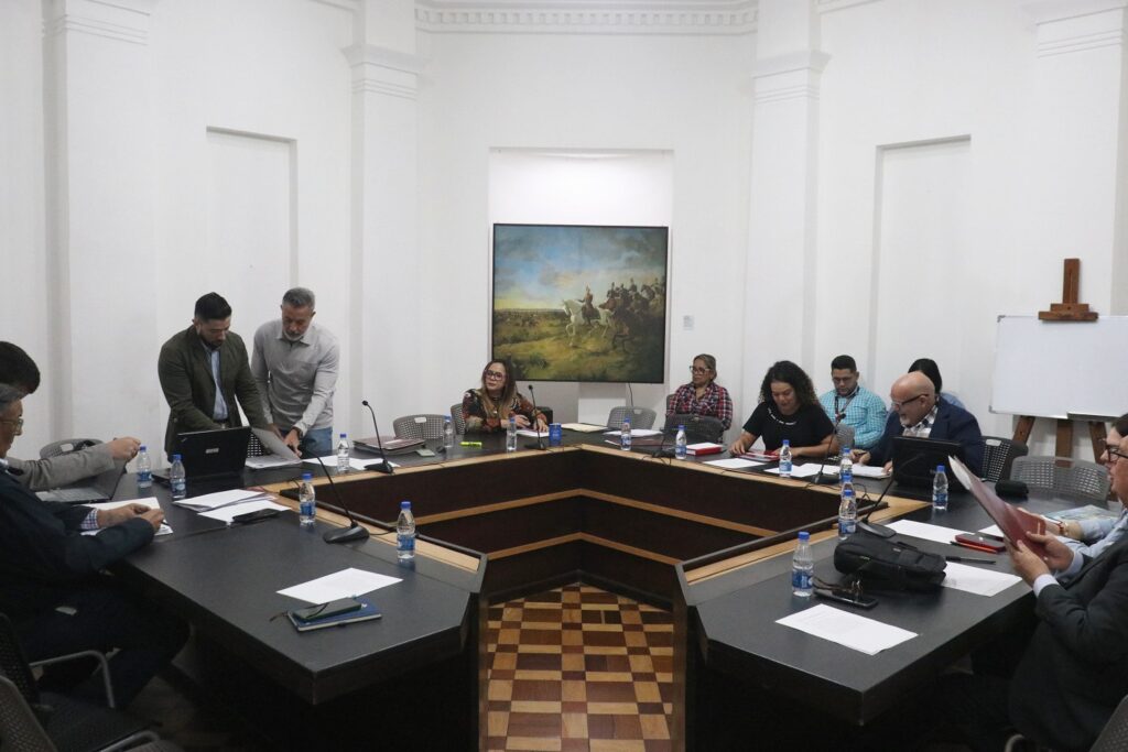 Asamblea Nacional incorpora 21 nuevos candidatos a defensor del pueblo y fiscal general tras prórroga de 48 horas
