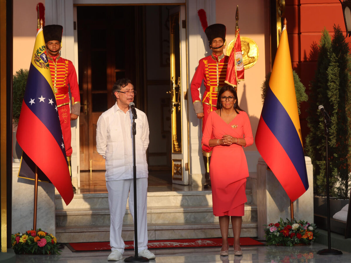 Colombia y Venezuela a «un paso» de la interconexión eléctrica y gasífera