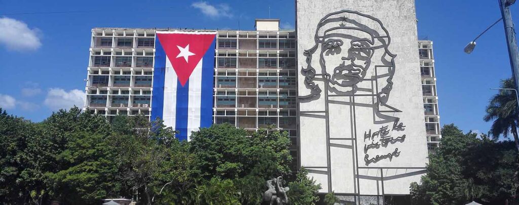 La Habana tacha de «crímenes internacionales» las órdenes ejecutivas de EEUU contra Cuba