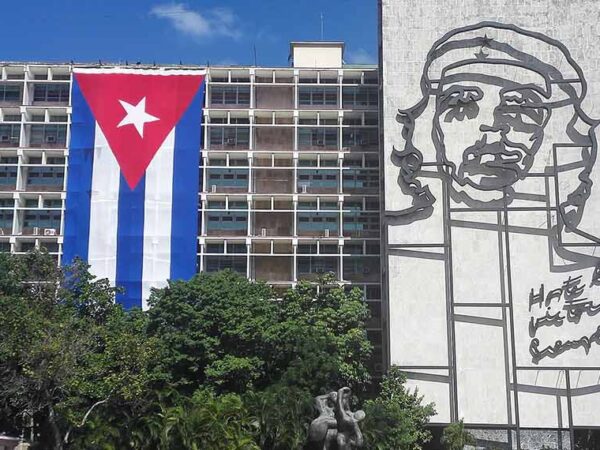 Gobierno de Cuba confirma una reunión en la isla con representantes de Washington