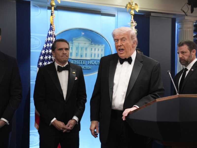 Vocería de Machado y González Urrutia condena atentado contra Trump