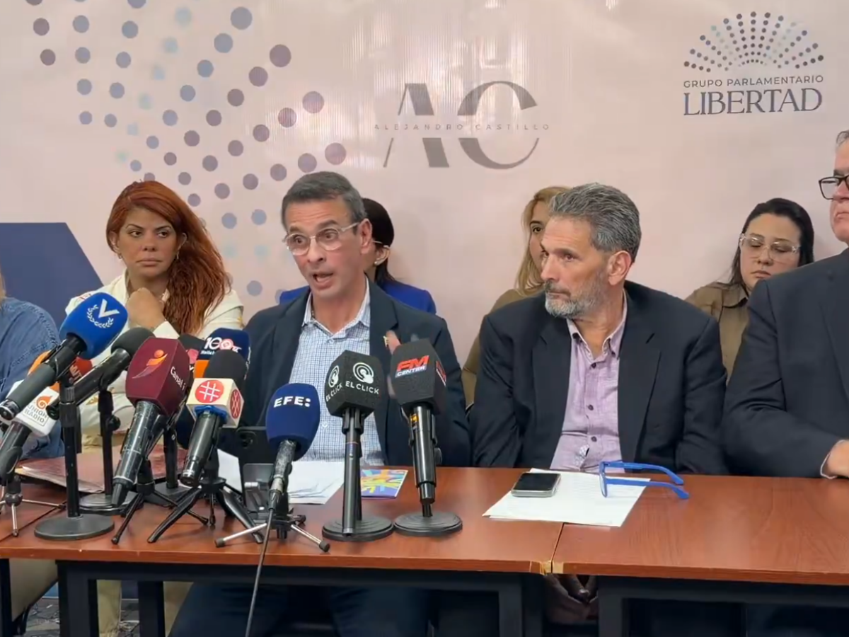 Capriles propone salario mínimo de 150 dólares y advierte que un ajuste de 20 o 30 dólares “sería una burla”