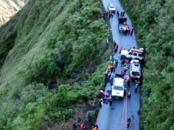 Aumentan a 10 los fallecidos por accidente de autobús en la carretera Mérida-Barinas