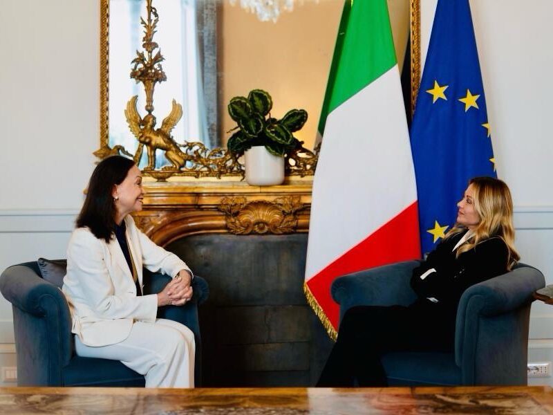 Meloni recibe a María Corina Machado en Roma y ratifica su apoyo a la transición en Venezuela
