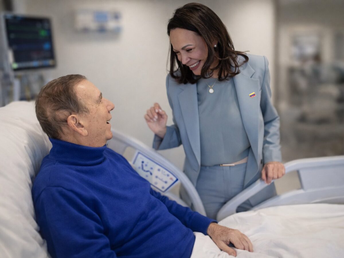 Edmundo González está hospitalizado en Madrid y no asistirá a acto con María Corina Machado del sábado