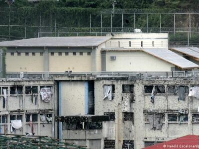 ONG venezolana denuncia la muerte de dos detenidos en El Rodeo III y IV