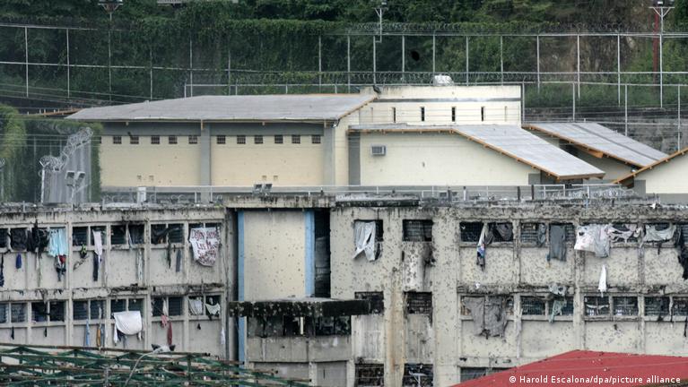 ONG venezolana denuncia la muerte de dos detenidos en El Rodeo III y IV