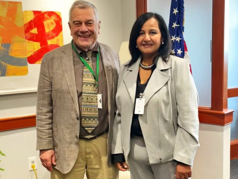 Michael Kozak y Dinorah Figuera evaluaron rutas para una transición democrática en Venezuela