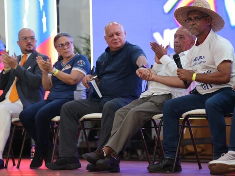 Cabello cuestiona a militantes del Psuv que critican el retorno de Venezuela al FMI