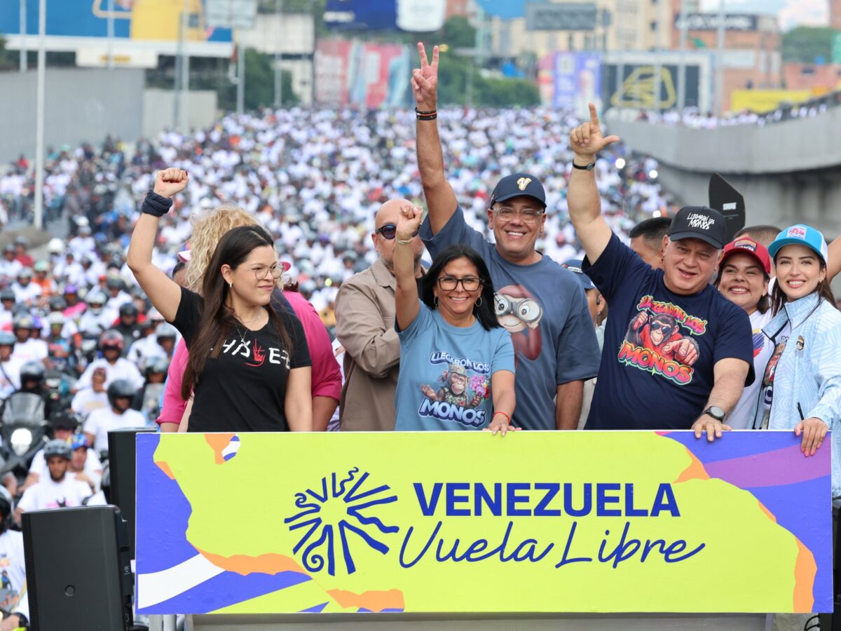 Delcy Rodríguez anuncia que ingreso mínimo sube a $240, sin mencionar ajuste al salario mínimo base