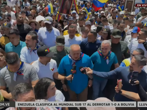 Arrancó peregrinación por la paz con Diosdado y Bernal a la cabeza