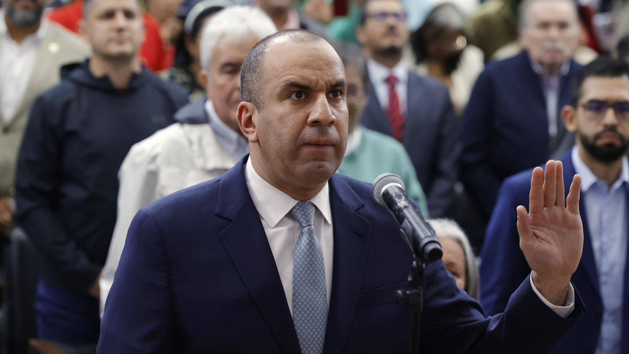 Larry Devoe promete defender los DDHH en su labor como fiscal general