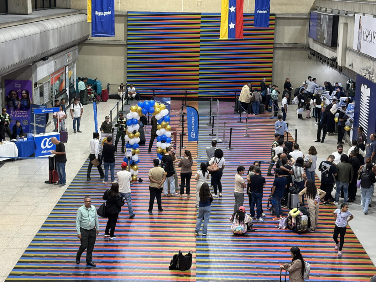 De la crisis de enero a la «normalización»: así avanza el retorno de las rutas aéreas internacionales a Venezuela