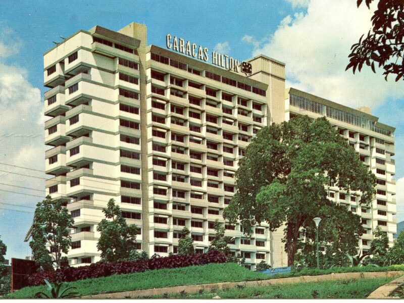 Hilton analiza volver a operar en Venezuela, afirma su presidente