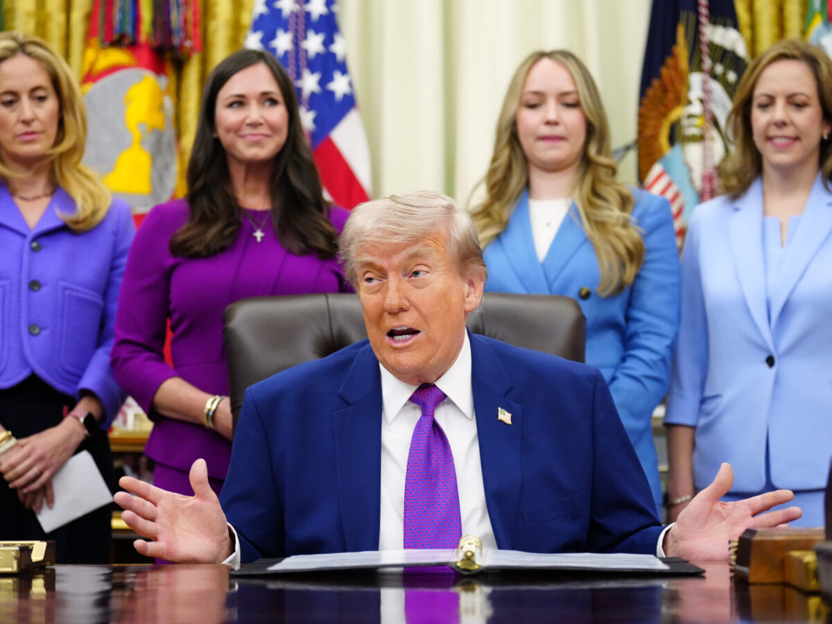 Trump vuelve a decir está “considerando seriamente” convertir a Venezuela en el estado 51 de EEUU
